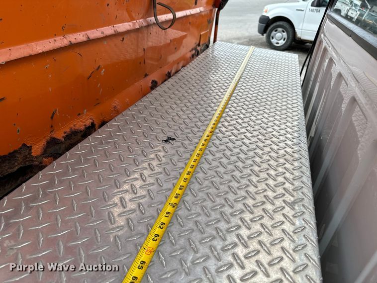 image for item EH4394 1997 Ford F450 Super Duty dump truck