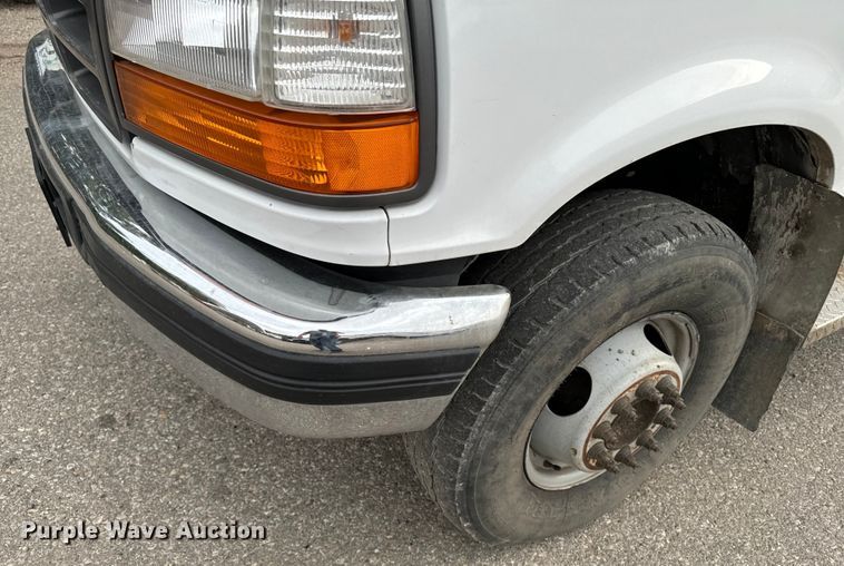 image for item EH4394 1997 Ford F450 Super Duty dump truck