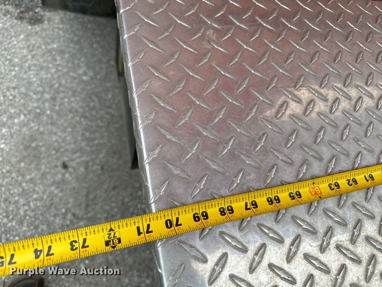 image for item EH4394 1997 Ford F450 Super Duty dump truck