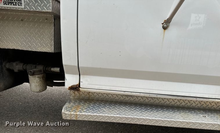 image for item EH4394 1997 Ford F450 Super Duty dump truck