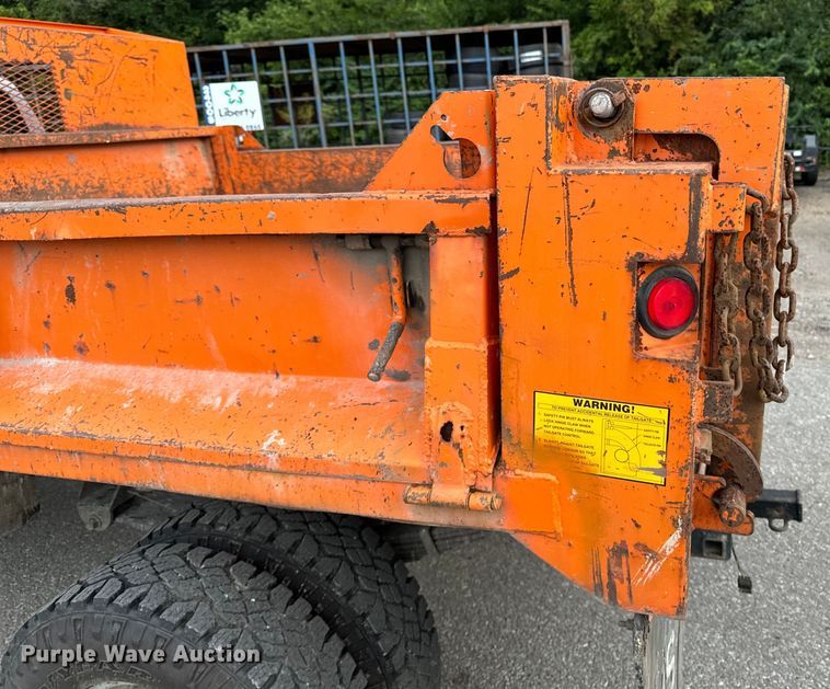 image for item EH4394 1997 Ford F450 Super Duty dump truck