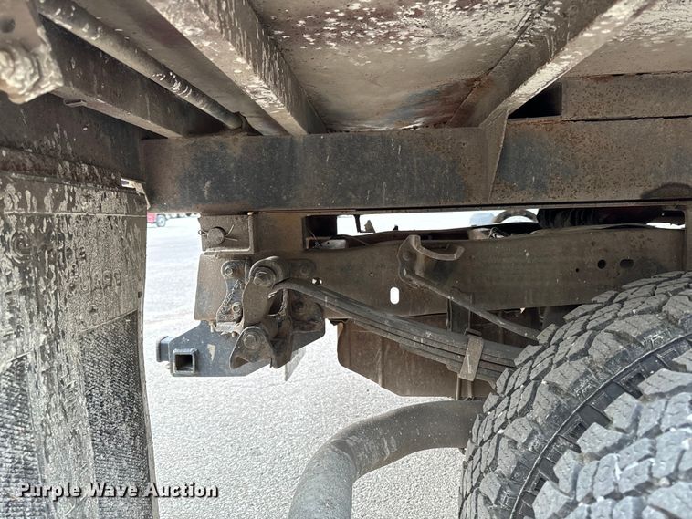 image for item EH4394 1997 Ford F450 Super Duty dump truck