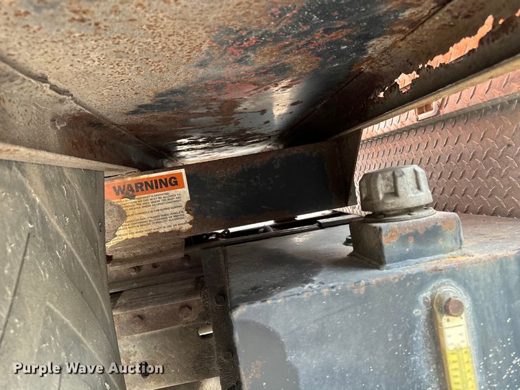 image for item EH4394 1997 Ford F450 Super Duty dump truck