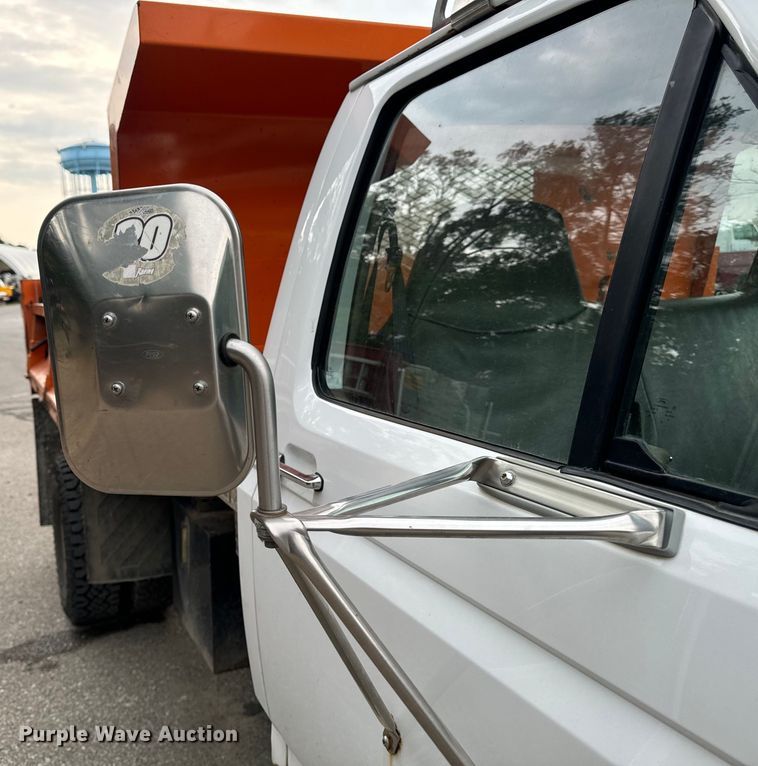 image for item EH4394 1997 Ford F450 Super Duty dump truck