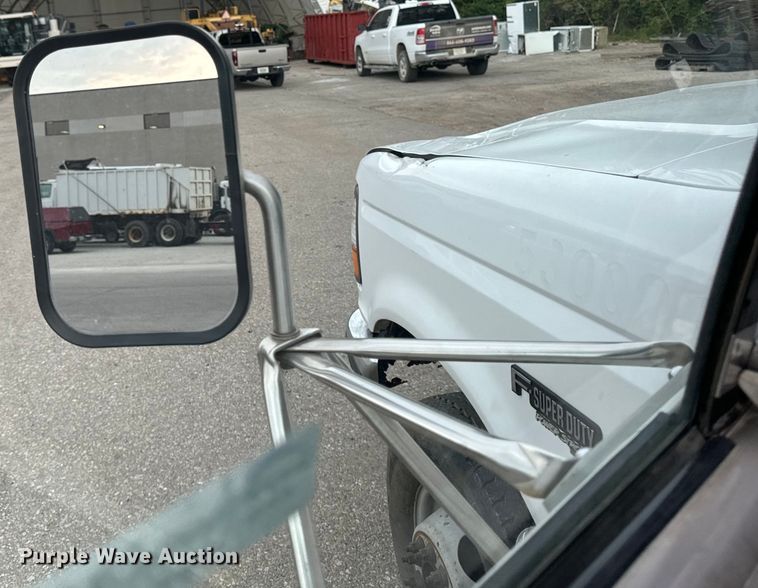 image for item EH4394 1997 Ford F450 Super Duty dump truck