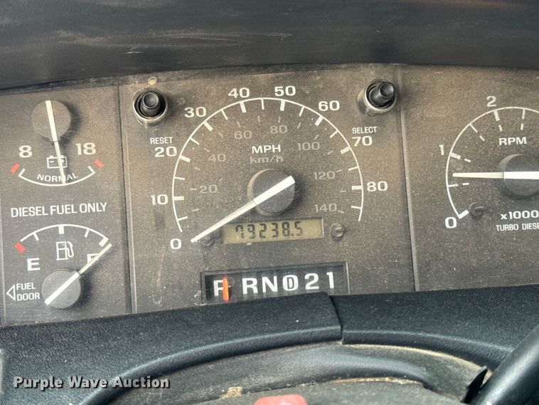 image for item EH4394 1997 Ford F450 Super Duty dump truck