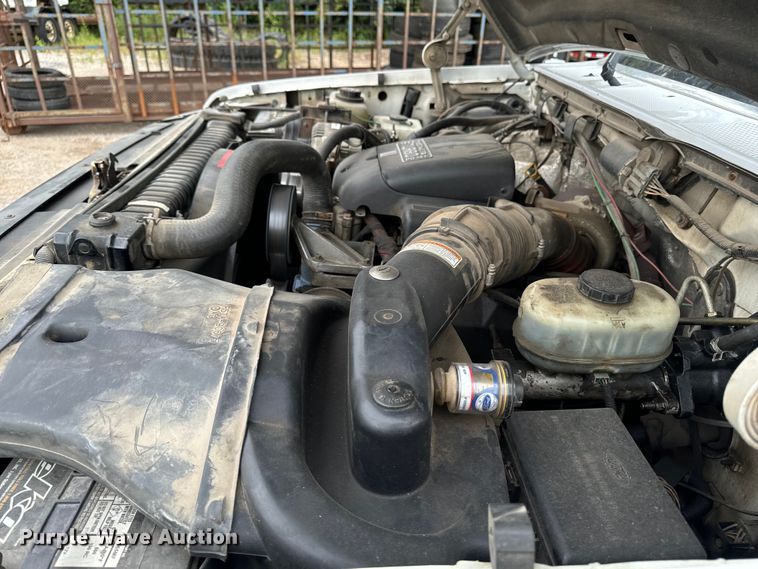 image for item EH4394 1997 Ford F450 Super Duty dump truck