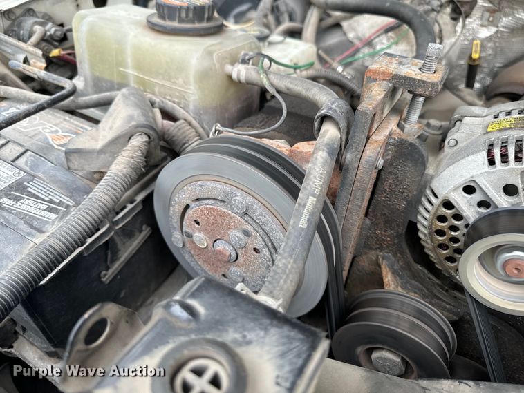 image for item EH4394 1997 Ford F450 Super Duty dump truck