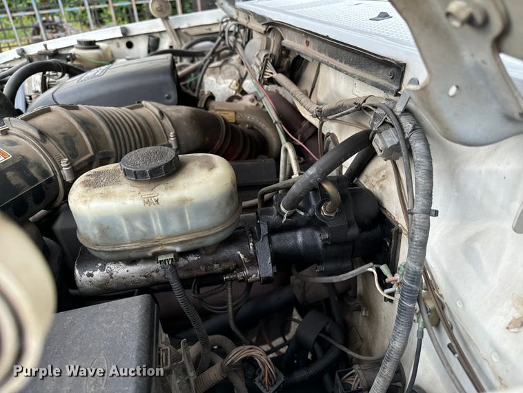 image for item EH4394 1997 Ford F450 Super Duty dump truck