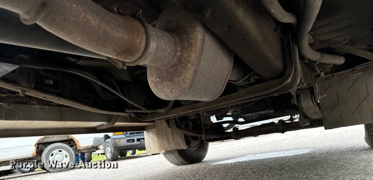 image for item EH4394 1997 Ford F450 Super Duty dump truck