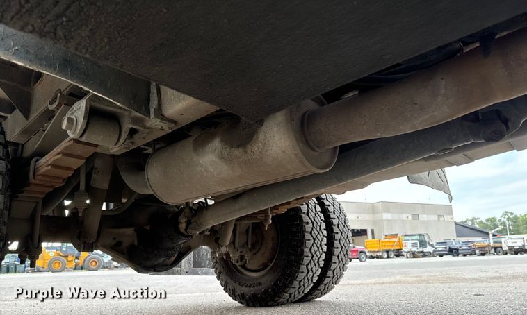 image for item EH4394 1997 Ford F450 Super Duty dump truck