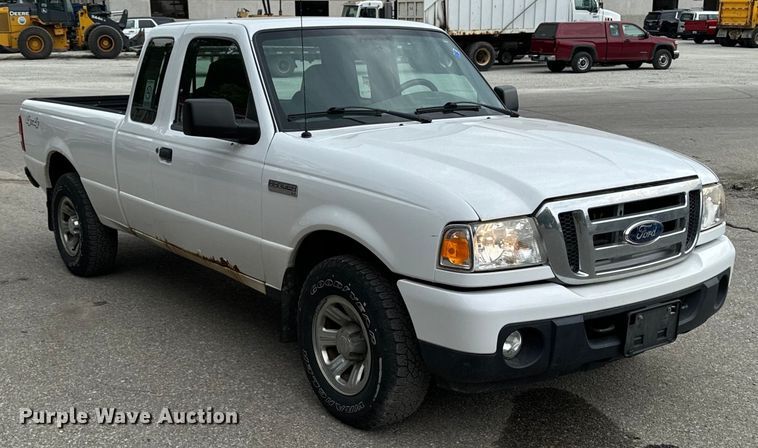 image for item EH4395 2009 Ford Ranger SuperCab pickup truck