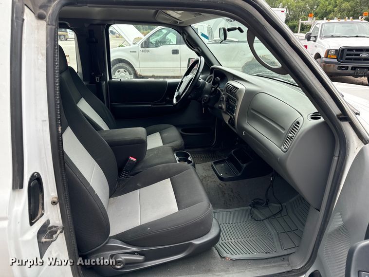 image for item EH4395 2009 Ford Ranger SuperCab pickup truck