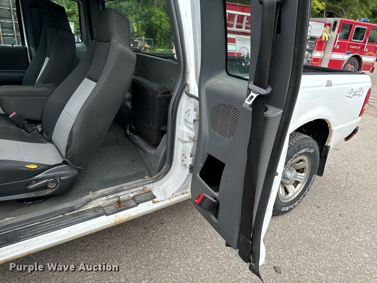 image for item EH4395 2009 Ford Ranger SuperCab pickup truck