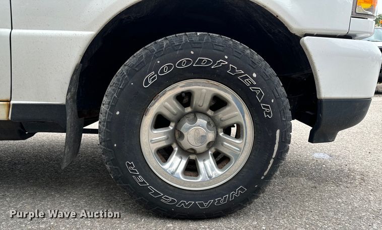 image for item EH4395 2009 Ford Ranger SuperCab pickup truck