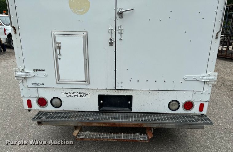 image for item EH4399 1992 GMC Aeromaster delivery truck