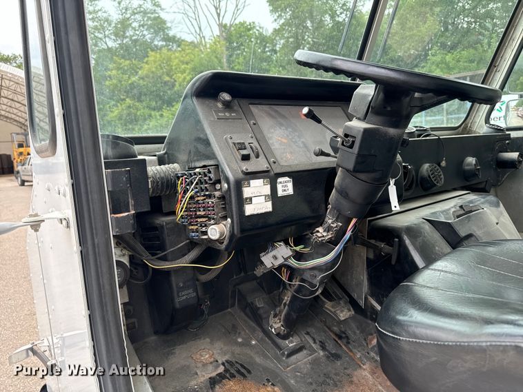 image for item EH4399 1992 GMC Aeromaster delivery truck