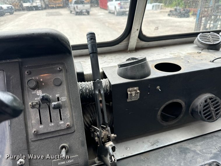 image for item EH4399 1992 GMC Aeromaster delivery truck