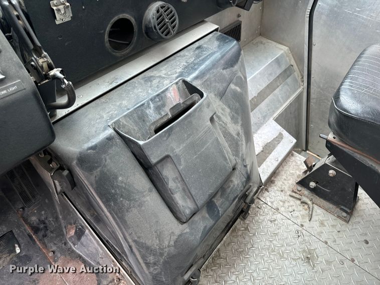 image for item EH4399 1992 GMC Aeromaster delivery truck