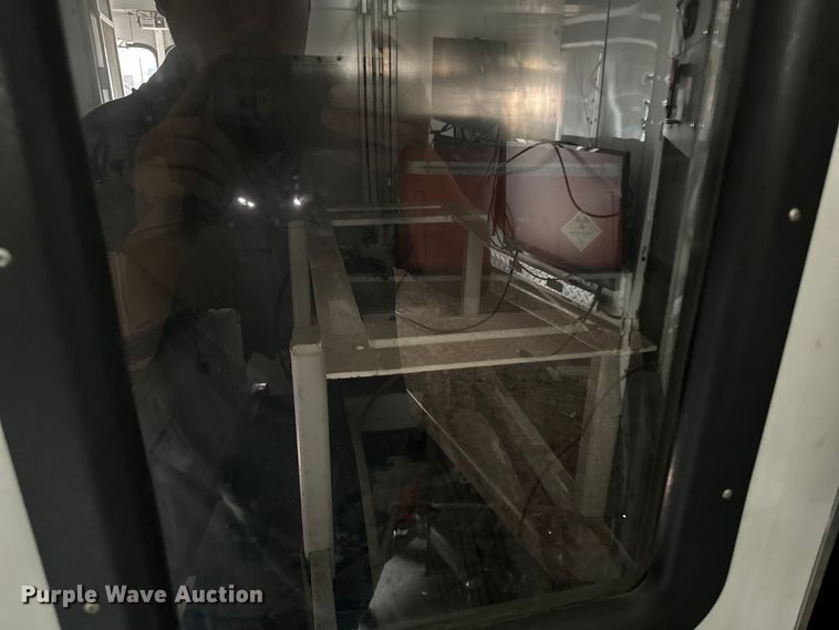 image for item EH4399 1992 GMC Aeromaster delivery truck