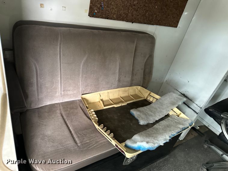 image for item EH4399 1992 GMC Aeromaster delivery truck