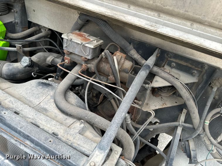 image for item EH4399 1992 GMC Aeromaster delivery truck