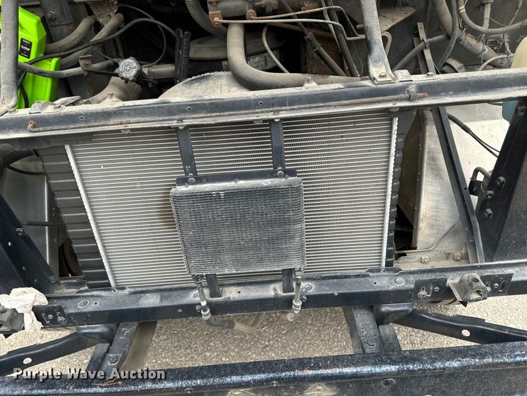 image for item EH4399 1992 GMC Aeromaster delivery truck