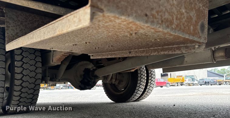 image for item EH4399 1992 GMC Aeromaster delivery truck