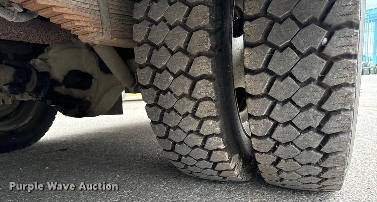 image for item EH4399 1992 GMC Aeromaster delivery truck