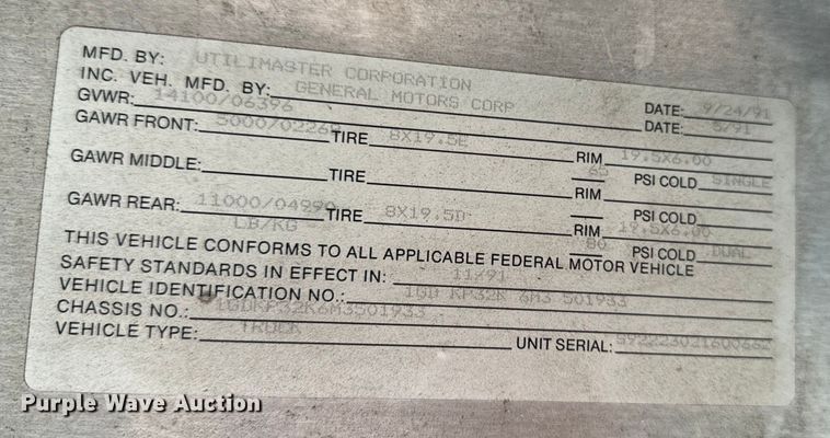 image for item EH4399 1992 GMC Aeromaster delivery truck