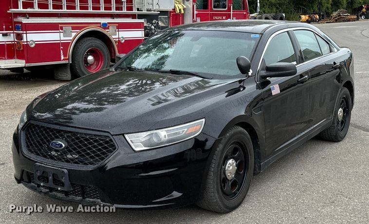 image for item EH4402 2017 Ford Taurus Police Interceptor 