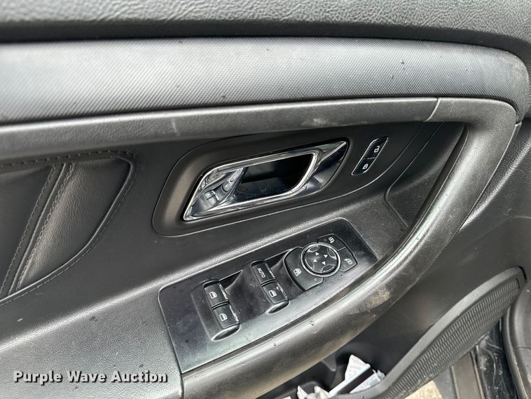 image for item EH4402 2017 Ford Taurus Police Interceptor 