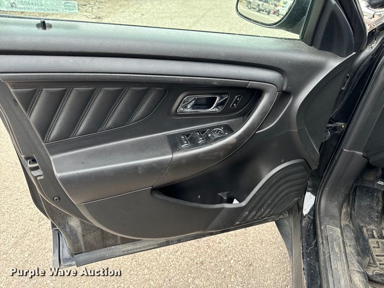 image for item EH4402 2017 Ford Taurus Police Interceptor 