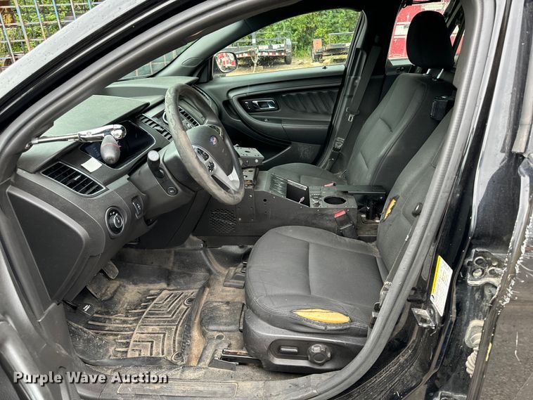 image for item EH4402 2017 Ford Taurus Police Interceptor 