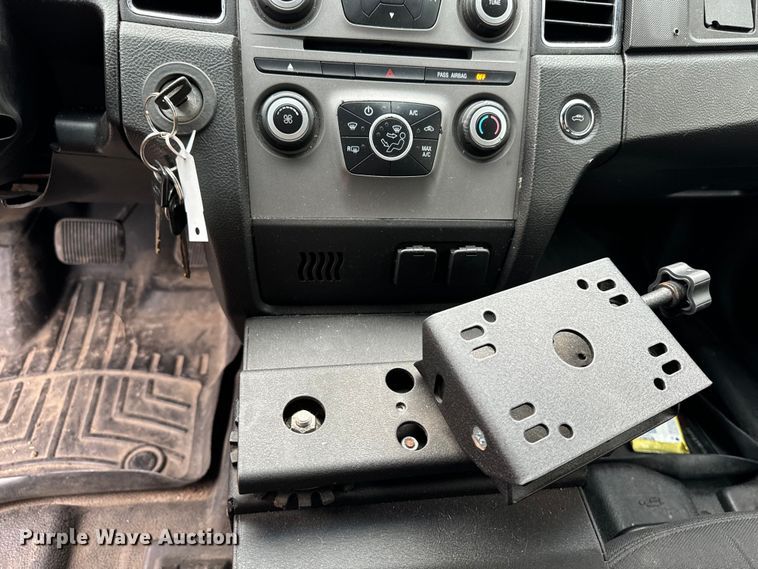 image for item EH4402 2017 Ford Taurus Police Interceptor 