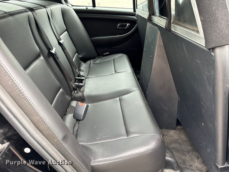 image for item EH4402 2017 Ford Taurus Police Interceptor 