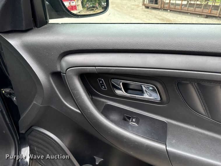 image for item EH4402 2017 Ford Taurus Police Interceptor 