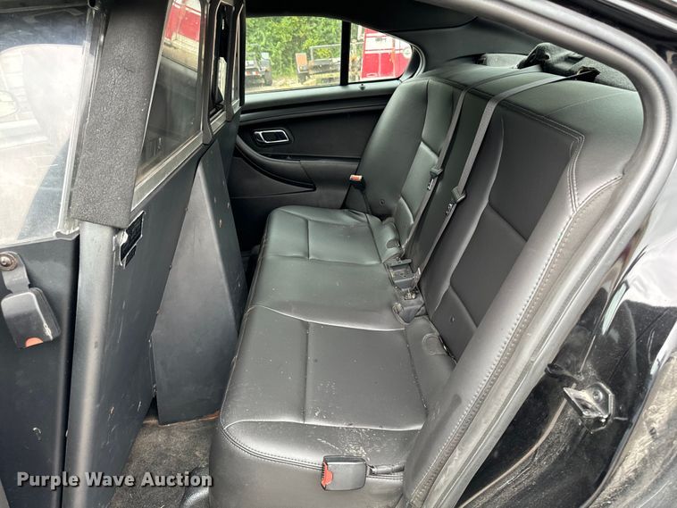 image for item EH4402 2017 Ford Taurus Police Interceptor 