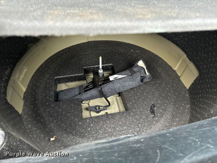 image for item EH4402 2017 Ford Taurus Police Interceptor 