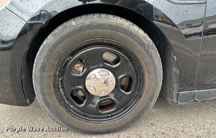 image for item EH4402 2017 Ford Taurus Police Interceptor 