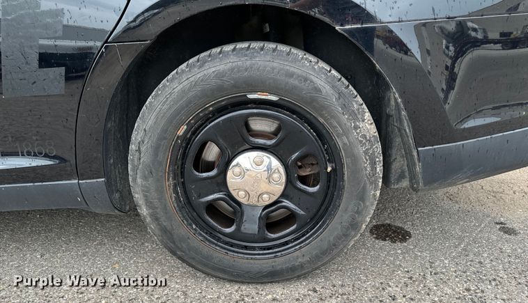 image for item EH4402 2017 Ford Taurus Police Interceptor 