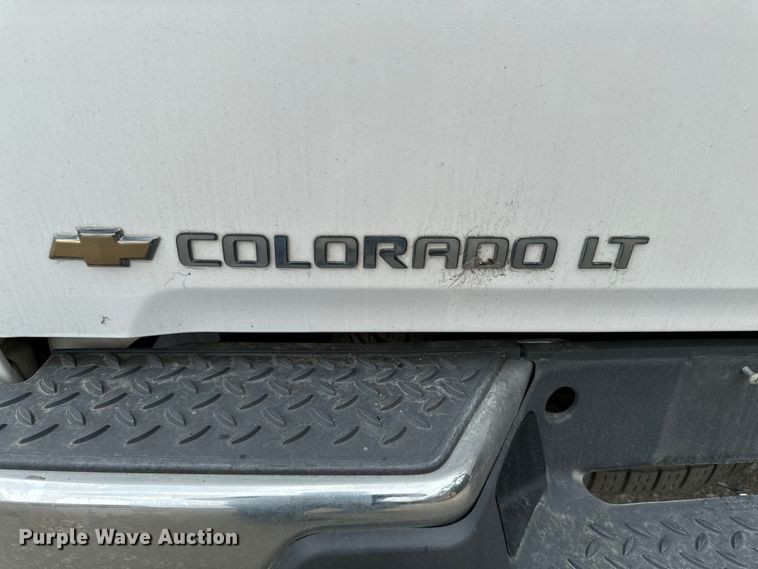 image for item EH4404 2008 Chevorlet Colorado Ext. Cab pickup truck