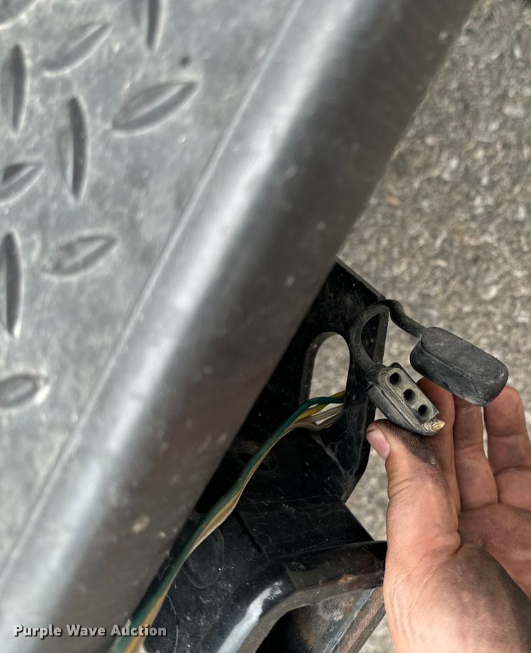 image for item EH4404 2008 Chevorlet Colorado Ext. Cab pickup truck