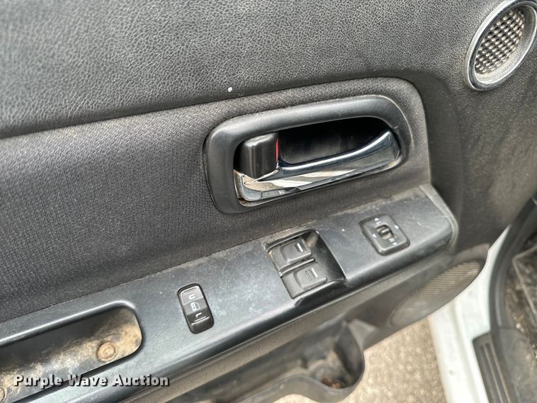 image for item EH4404 2008 Chevorlet Colorado Ext. Cab pickup truck