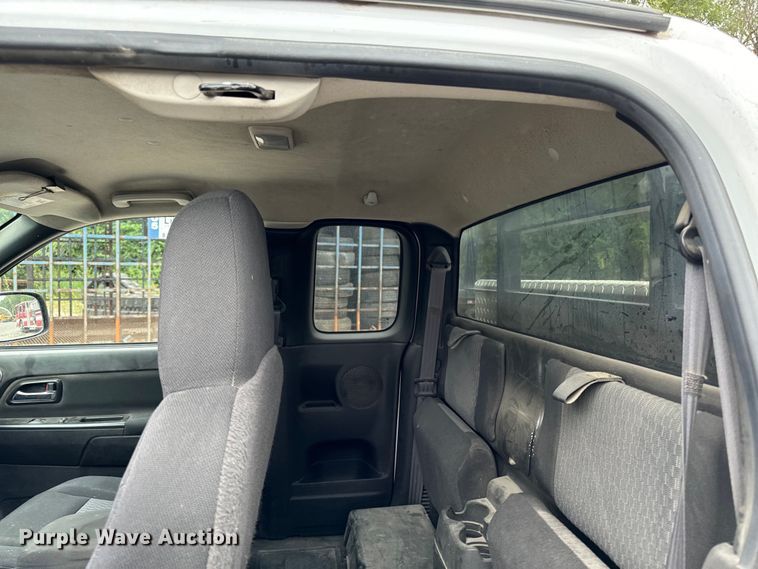 image for item EH4404 2008 Chevorlet Colorado Ext. Cab pickup truck