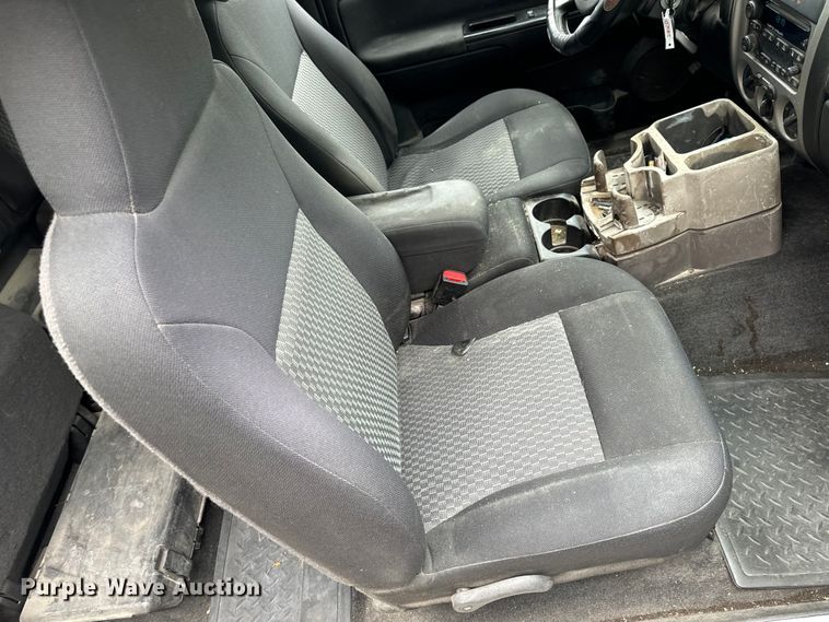 image for item EH4404 2008 Chevorlet Colorado Ext. Cab pickup truck