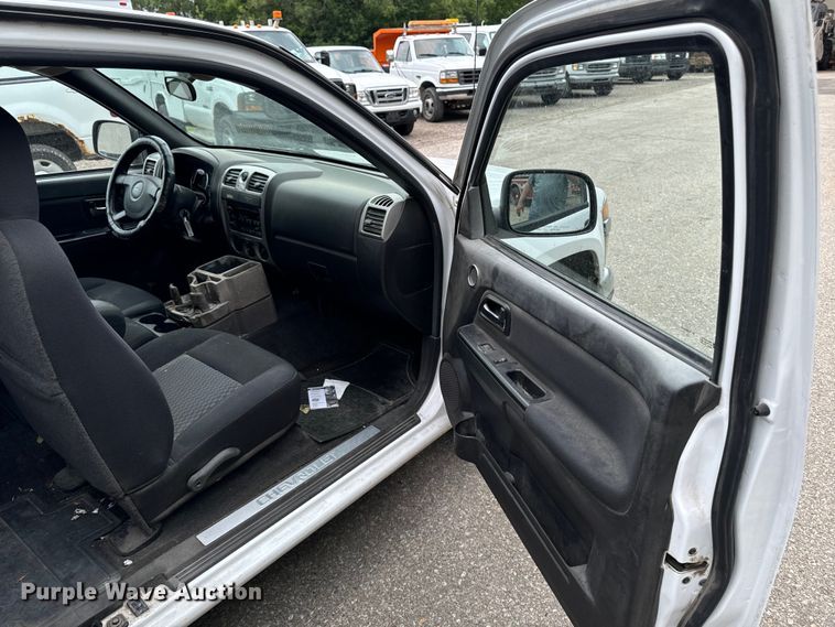 image for item EH4404 2008 Chevorlet Colorado Ext. Cab pickup truck