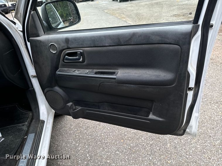 image for item EH4404 2008 Chevorlet Colorado Ext. Cab pickup truck
