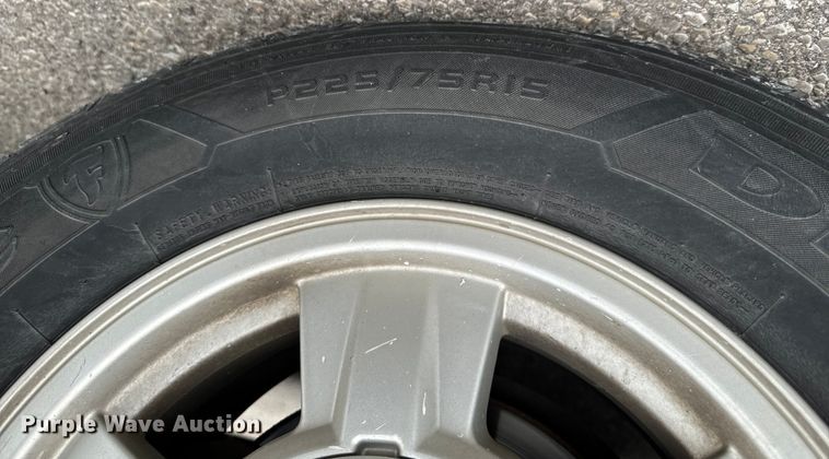 image for item EH4404 2008 Chevorlet Colorado Ext. Cab pickup truck