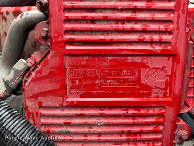 image for item EH4406 2010 Peterbilt 320 refuse truck